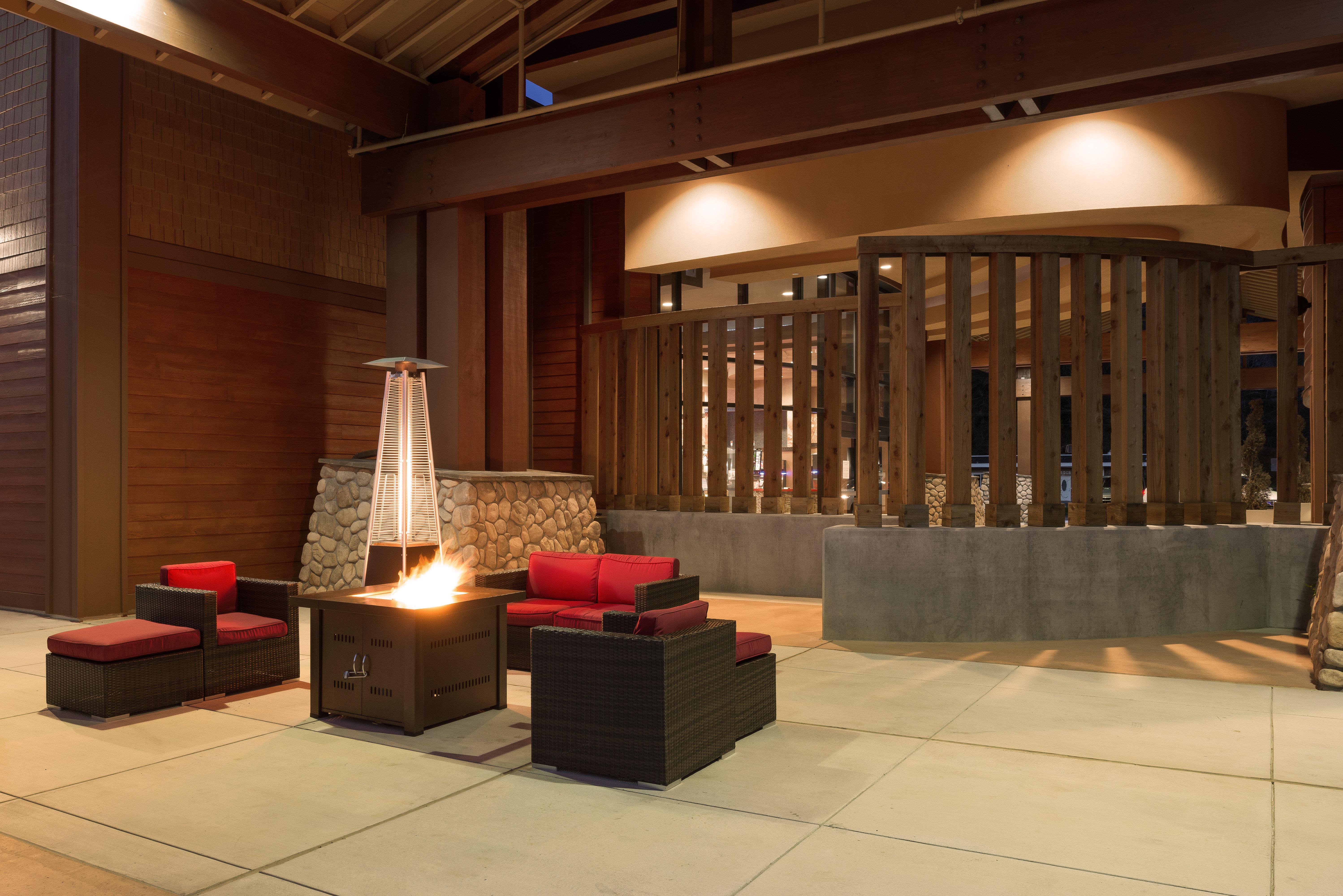 Holiday Inn Express Redwood National Park By Ihg Klamath Exteriér fotografie